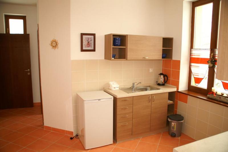 Izba Rodinný Apartmán LUX v AVALANCHE, spol. s r.o. – Rodinný Apartmán, kuchynka